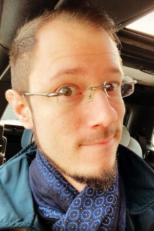 Michele Poggi backdrop