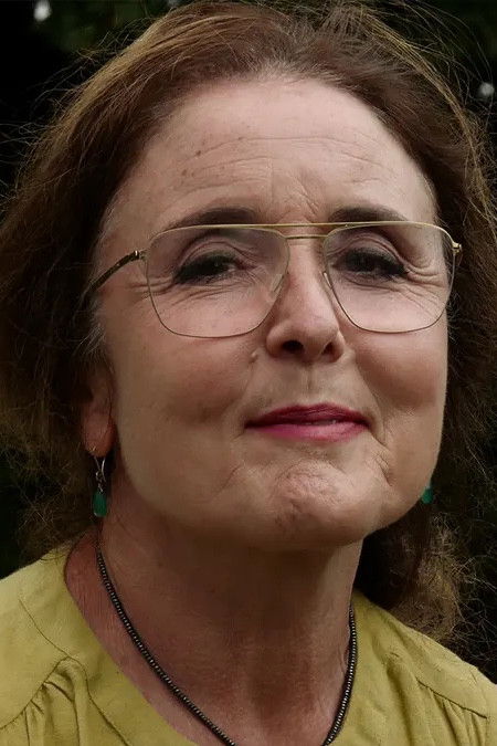 Pamela Gordon backdrop