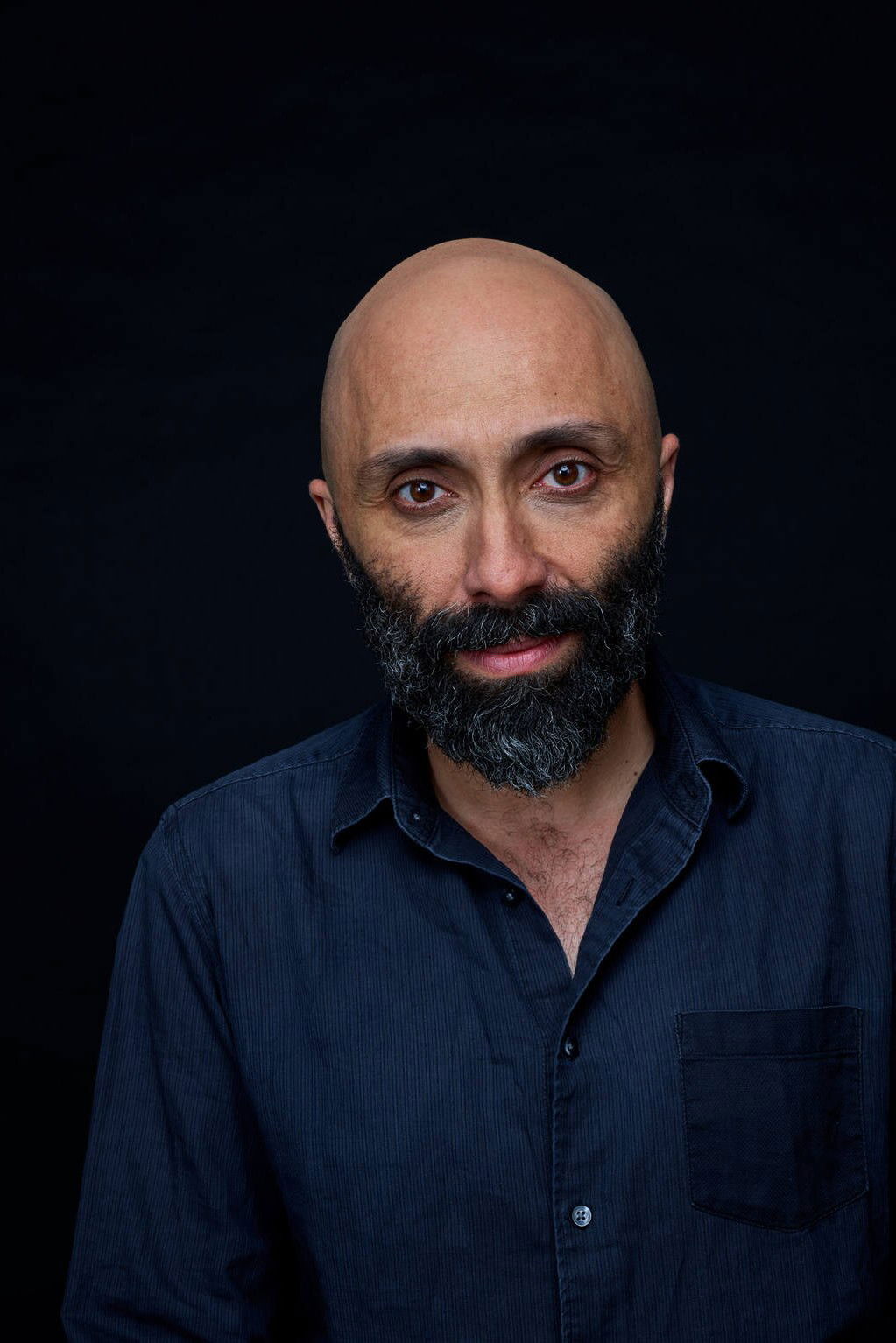 Marcio Abreu backdrop