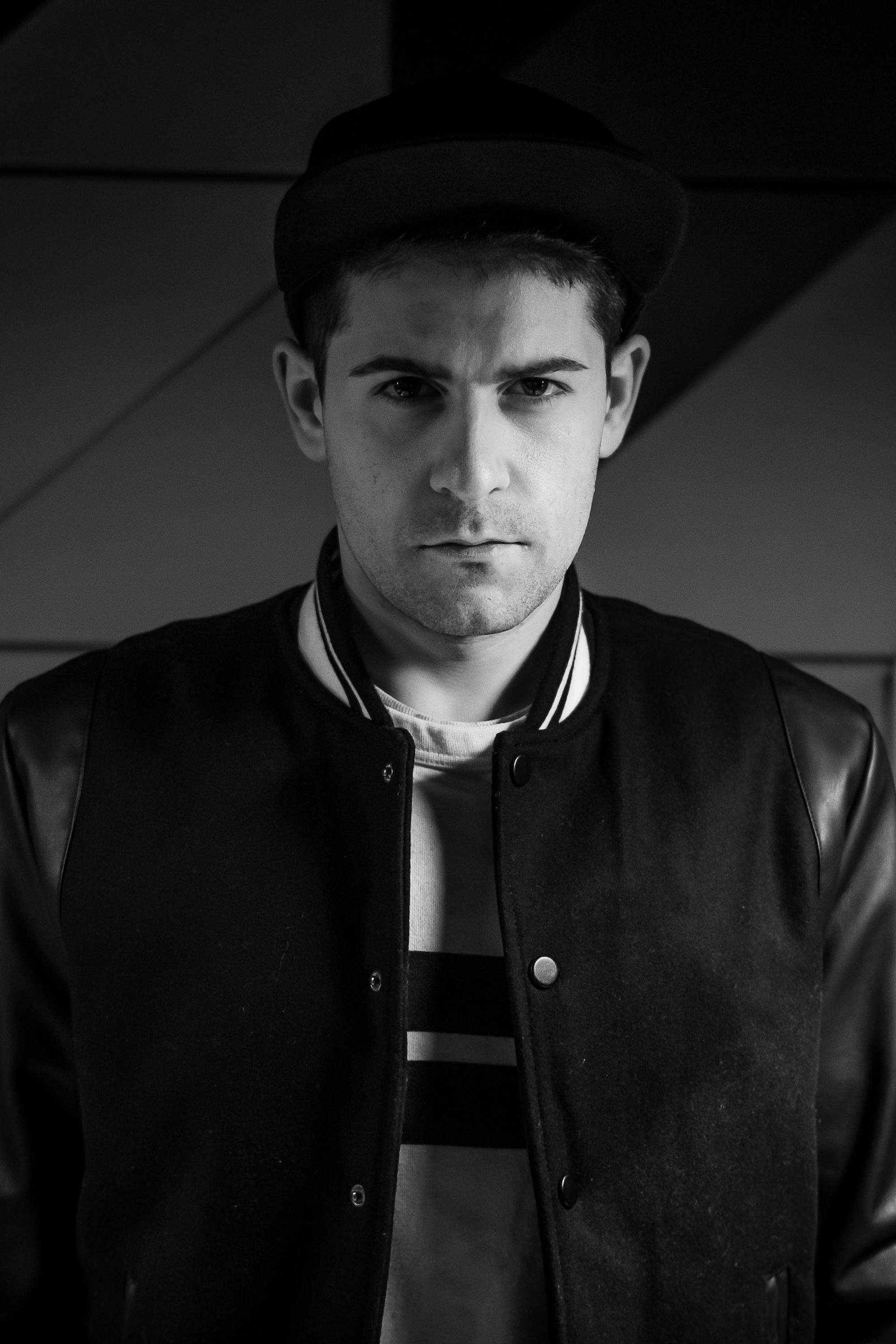 Dimitar Kiriazov backdrop