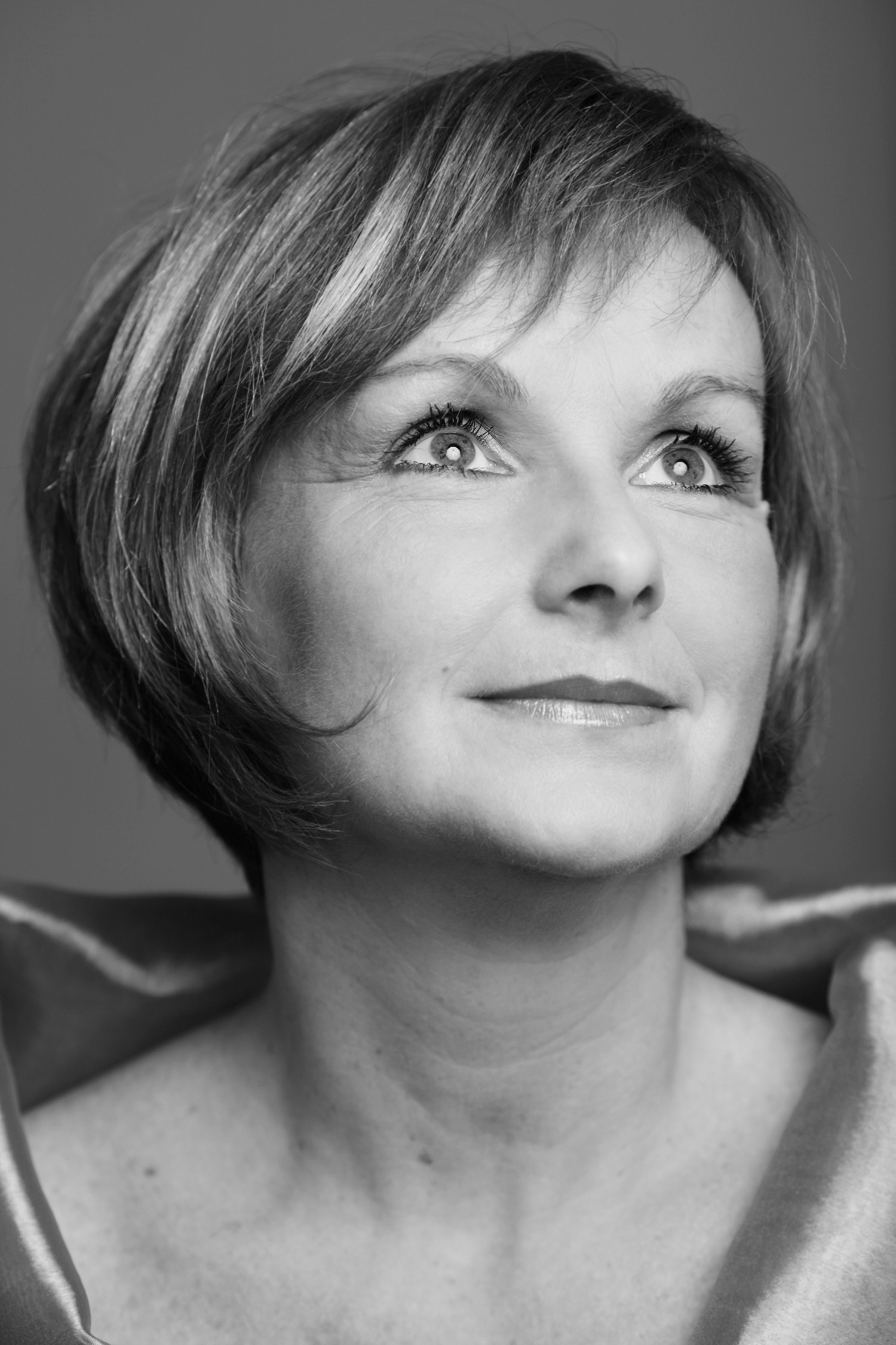 Uschi Nocchieri backdrop