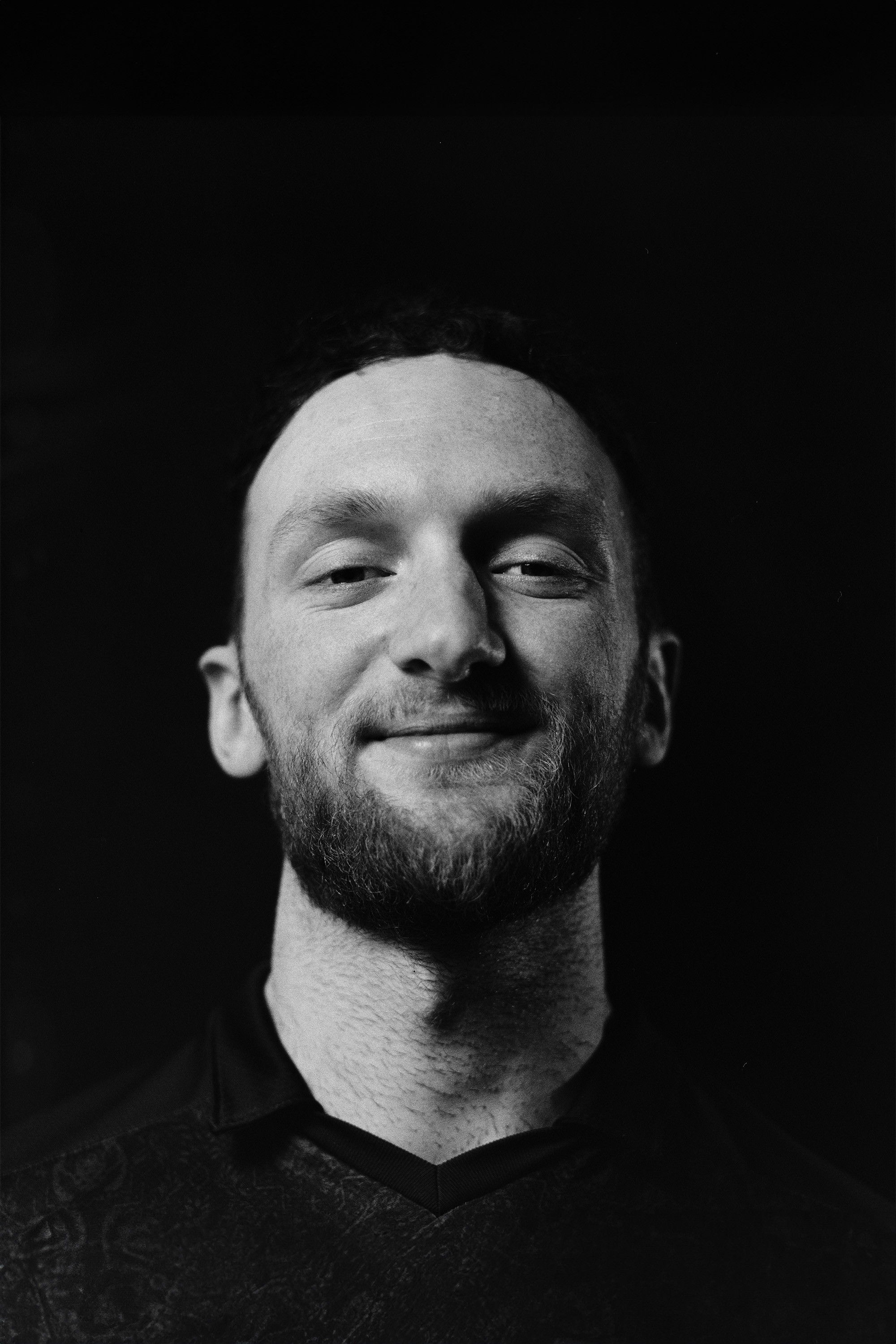 Leon de Wit backdrop