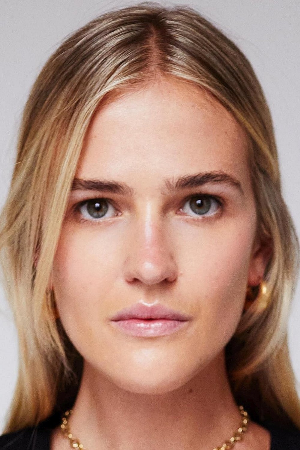 Lily Speiser backdrop