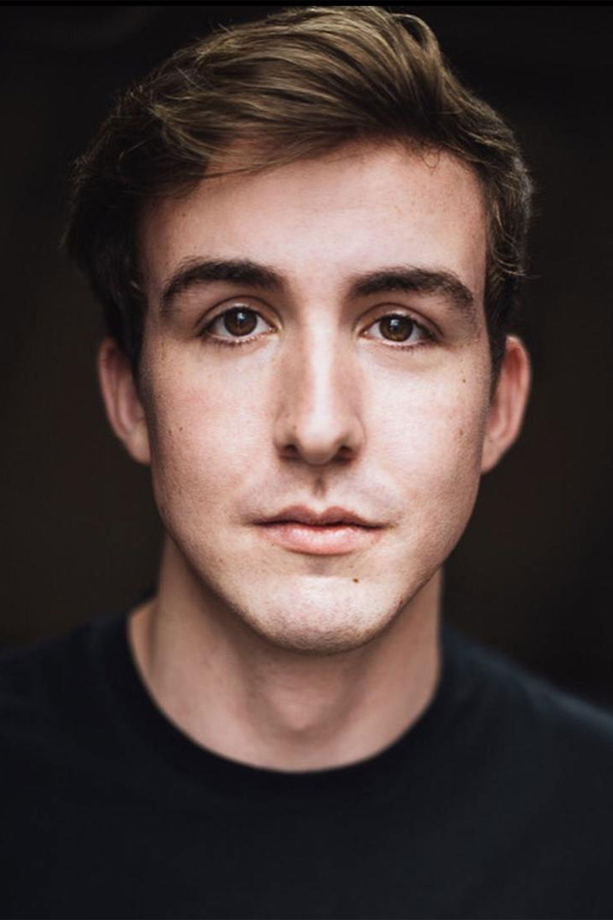 Nicholas Hansell backdrop