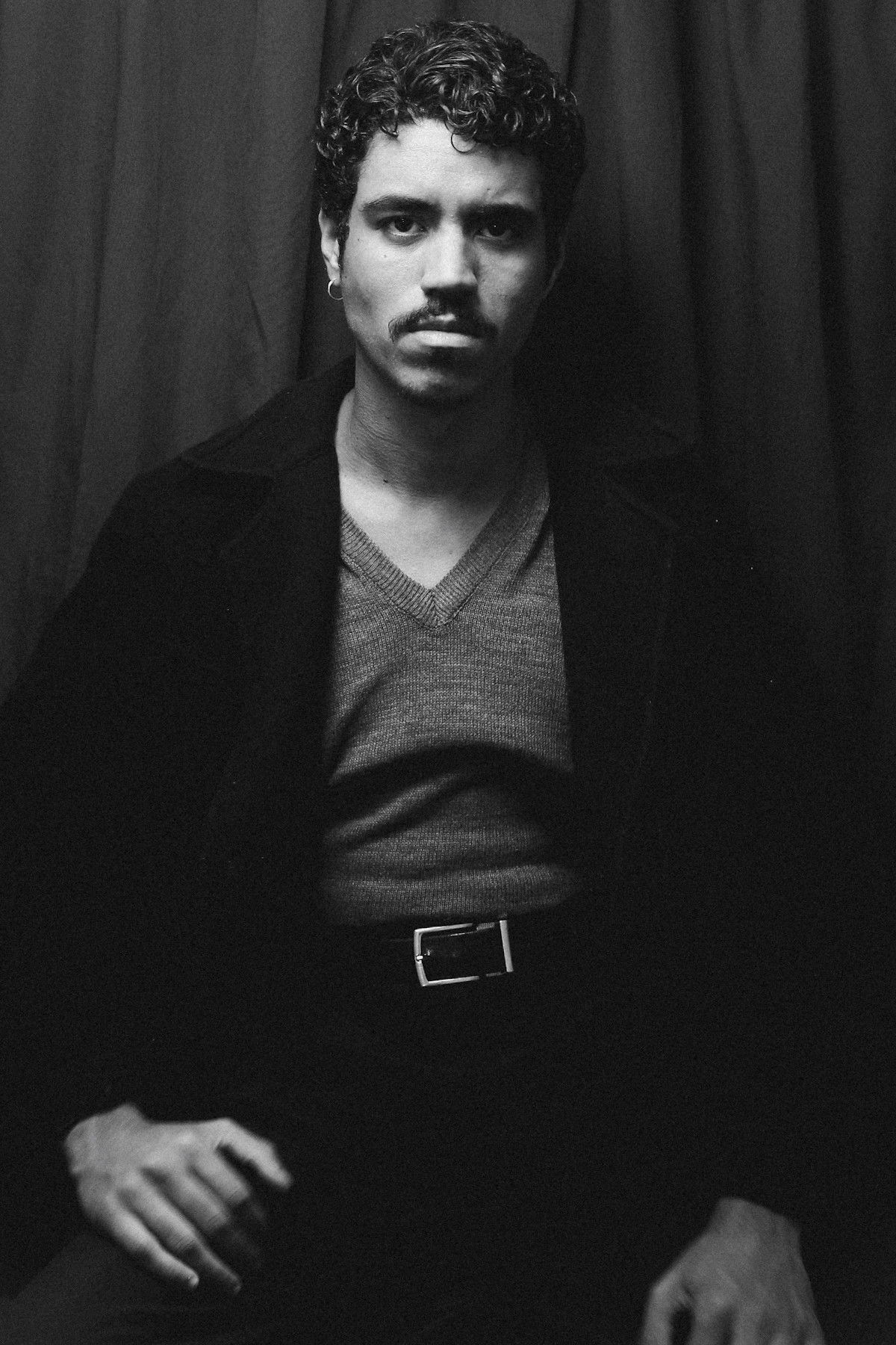 Gustavo Souza backdrop