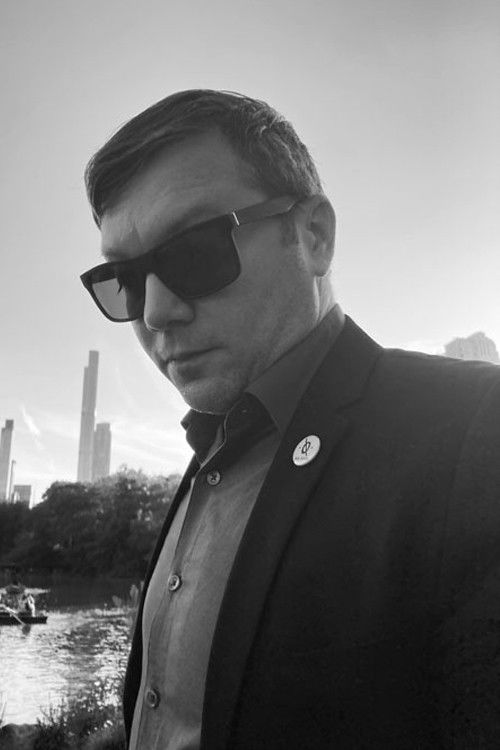 Brian Ratigan: Brajan Ratigan backdrop