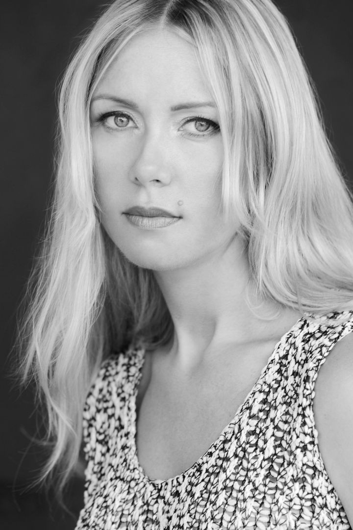 Yana Shivkova backdrop