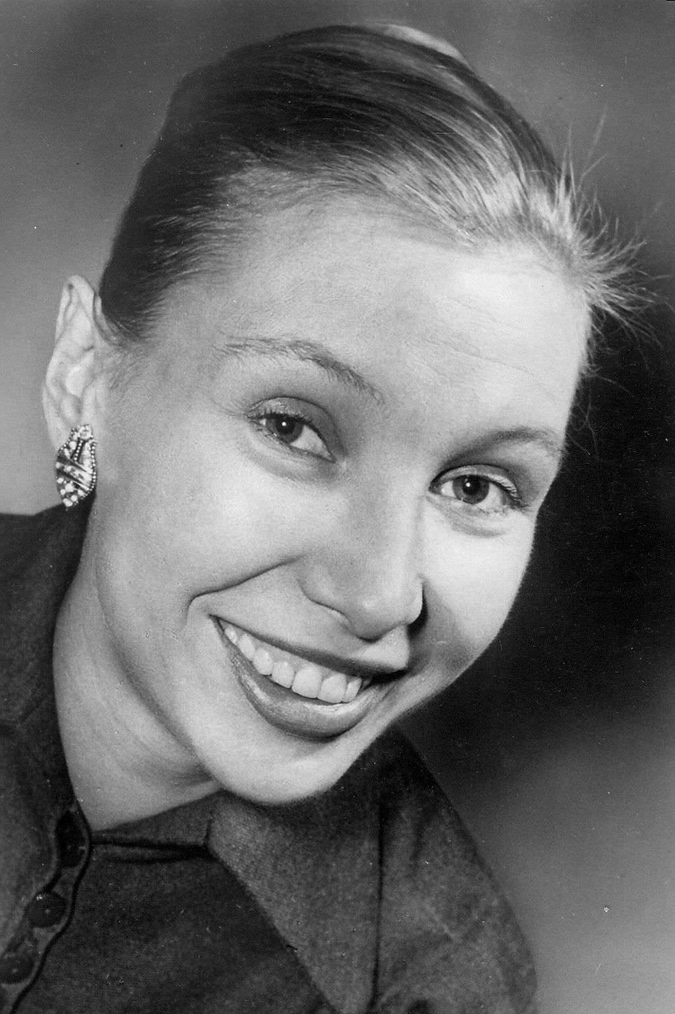 Silvia Monfort → Silvija Monfort backdrop