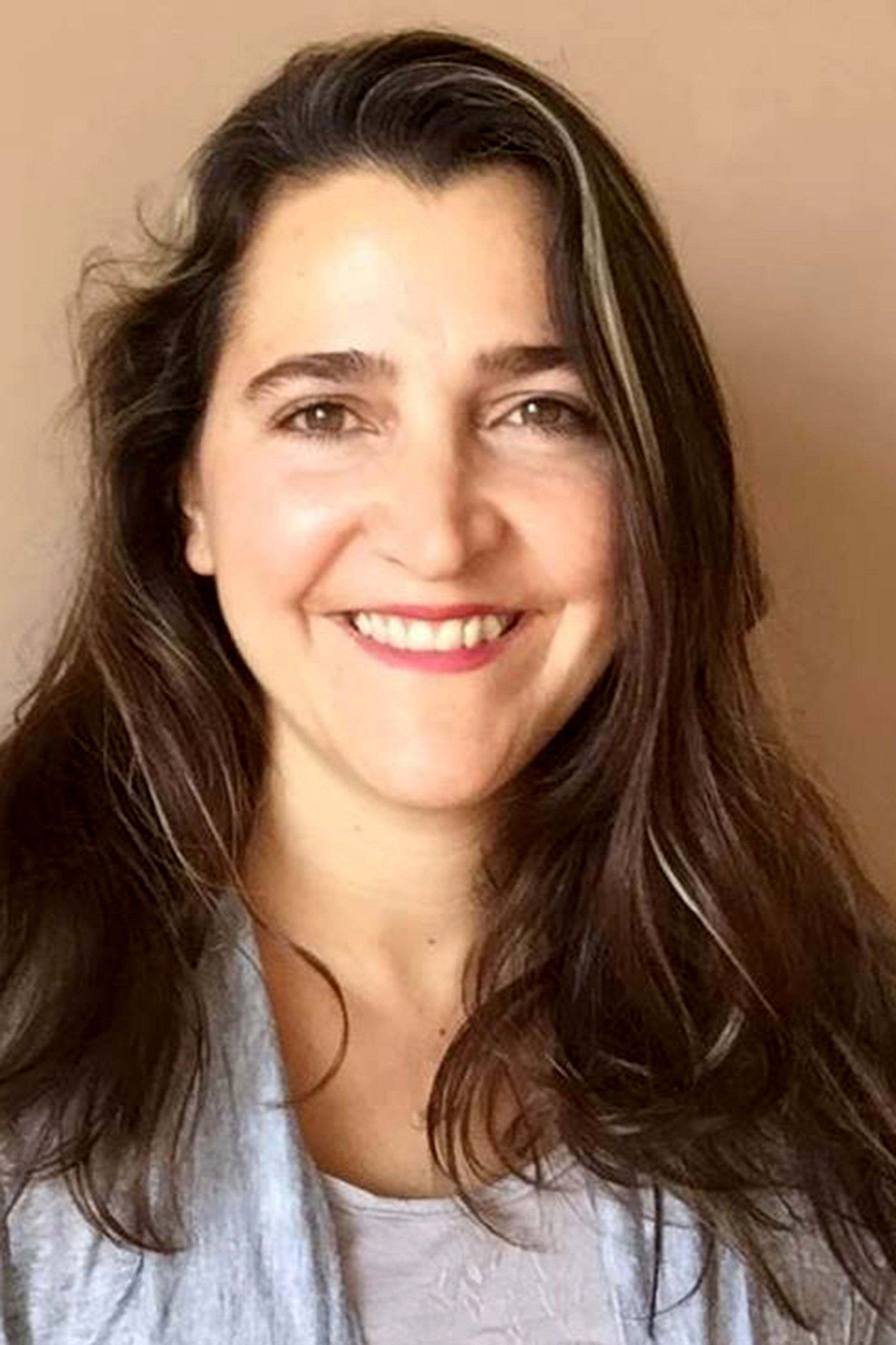 Laura Sevilla backdrop