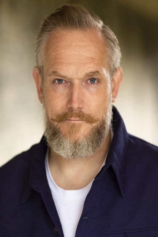 Steevan Glover backdrop