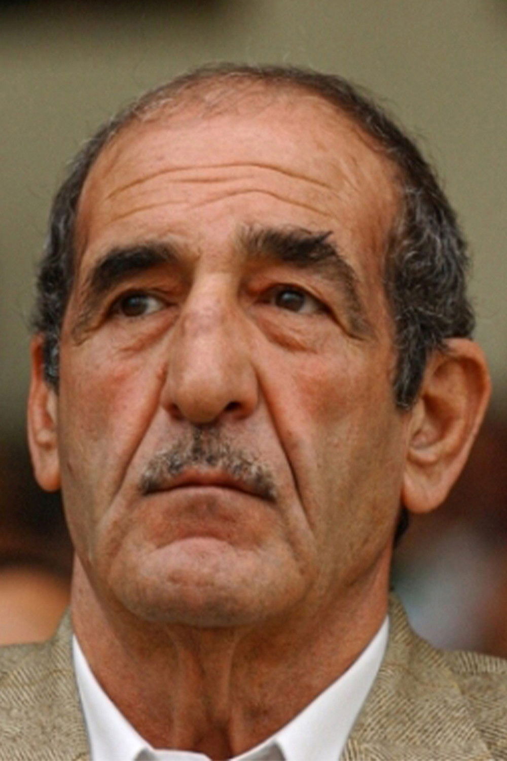 Mohamed Lefkir backdrop