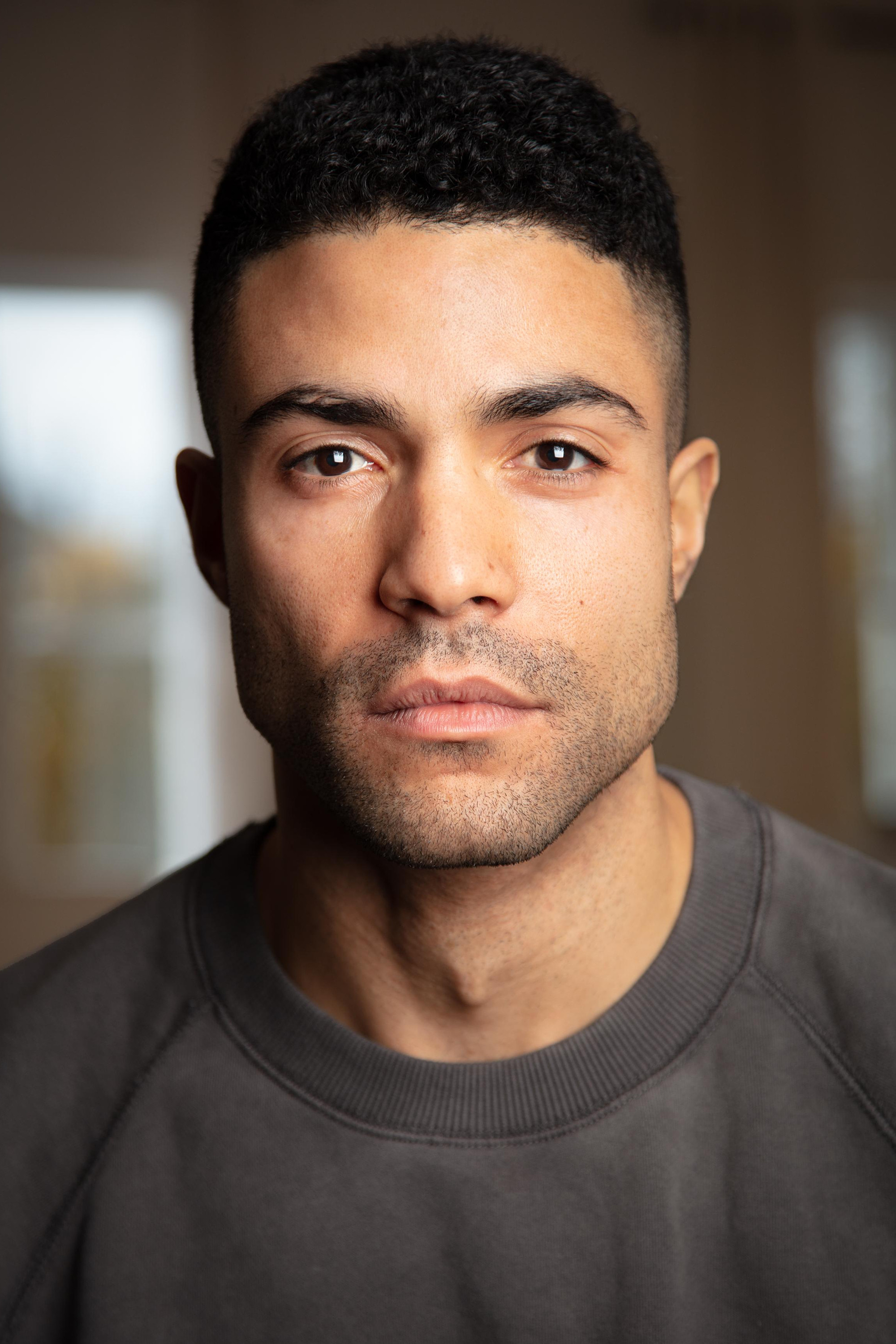 Giovanni DeVal backdrop