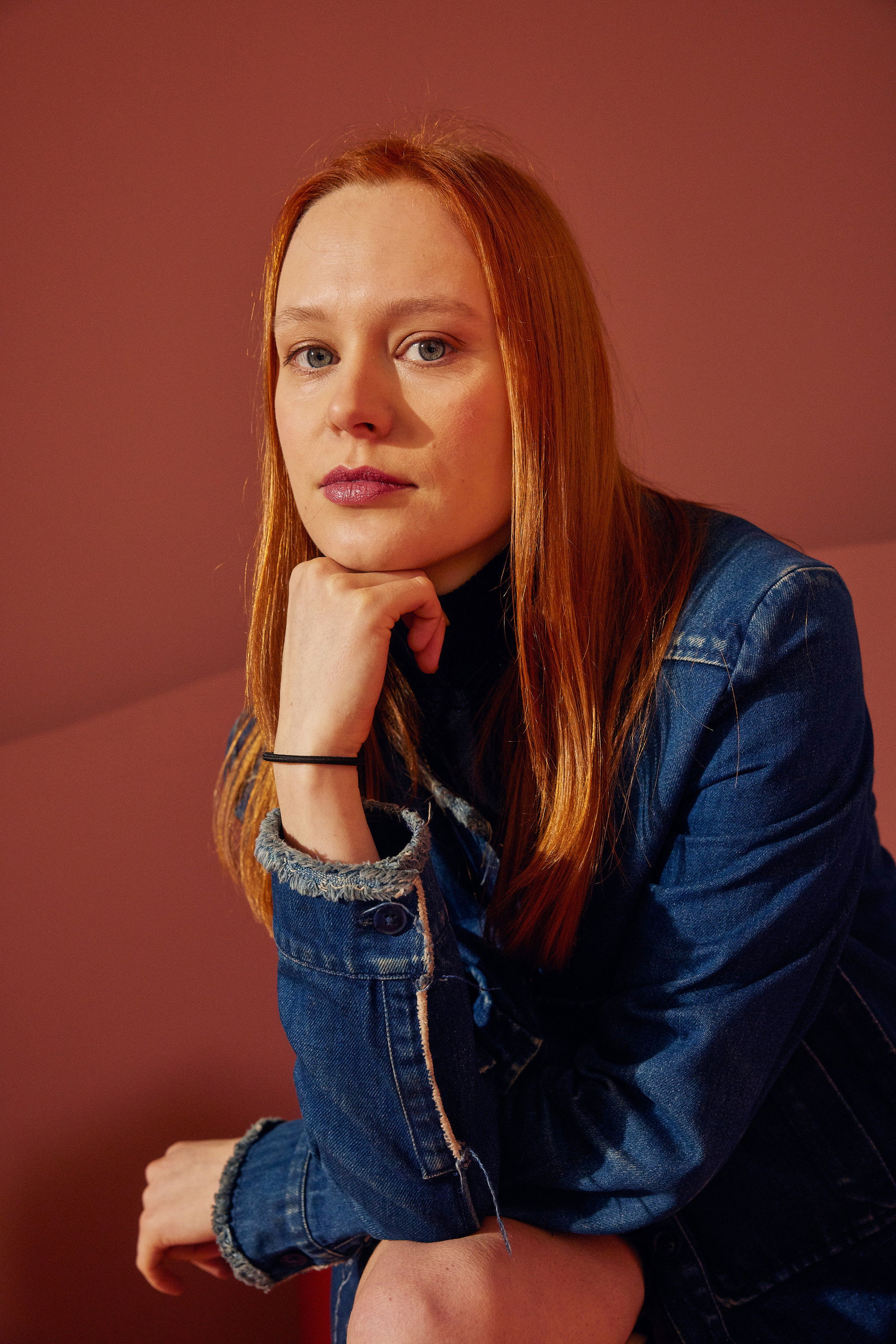 Sophie Compton backdrop