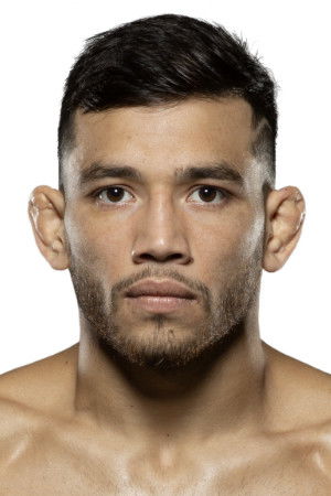 Brahyan Zurcher backdrop