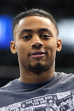 Amari Jones backdrop