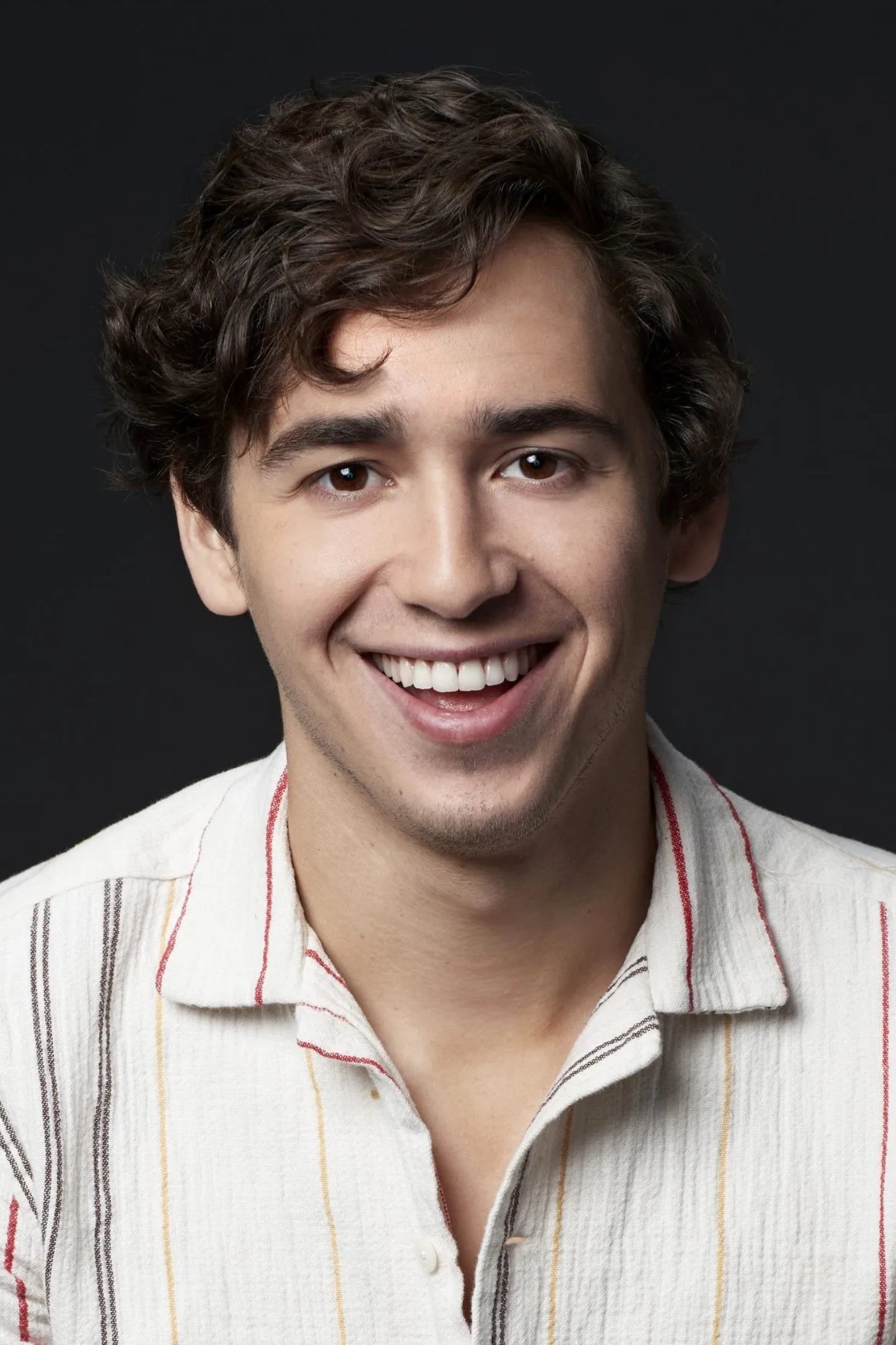 Marcello Hernández backdrop