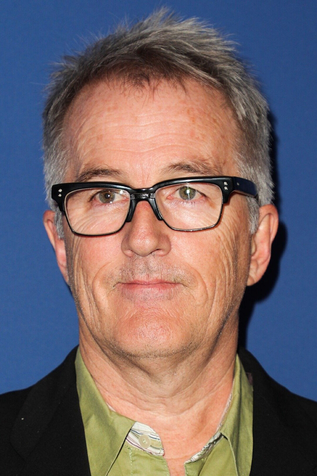 Luke Davies backdrop