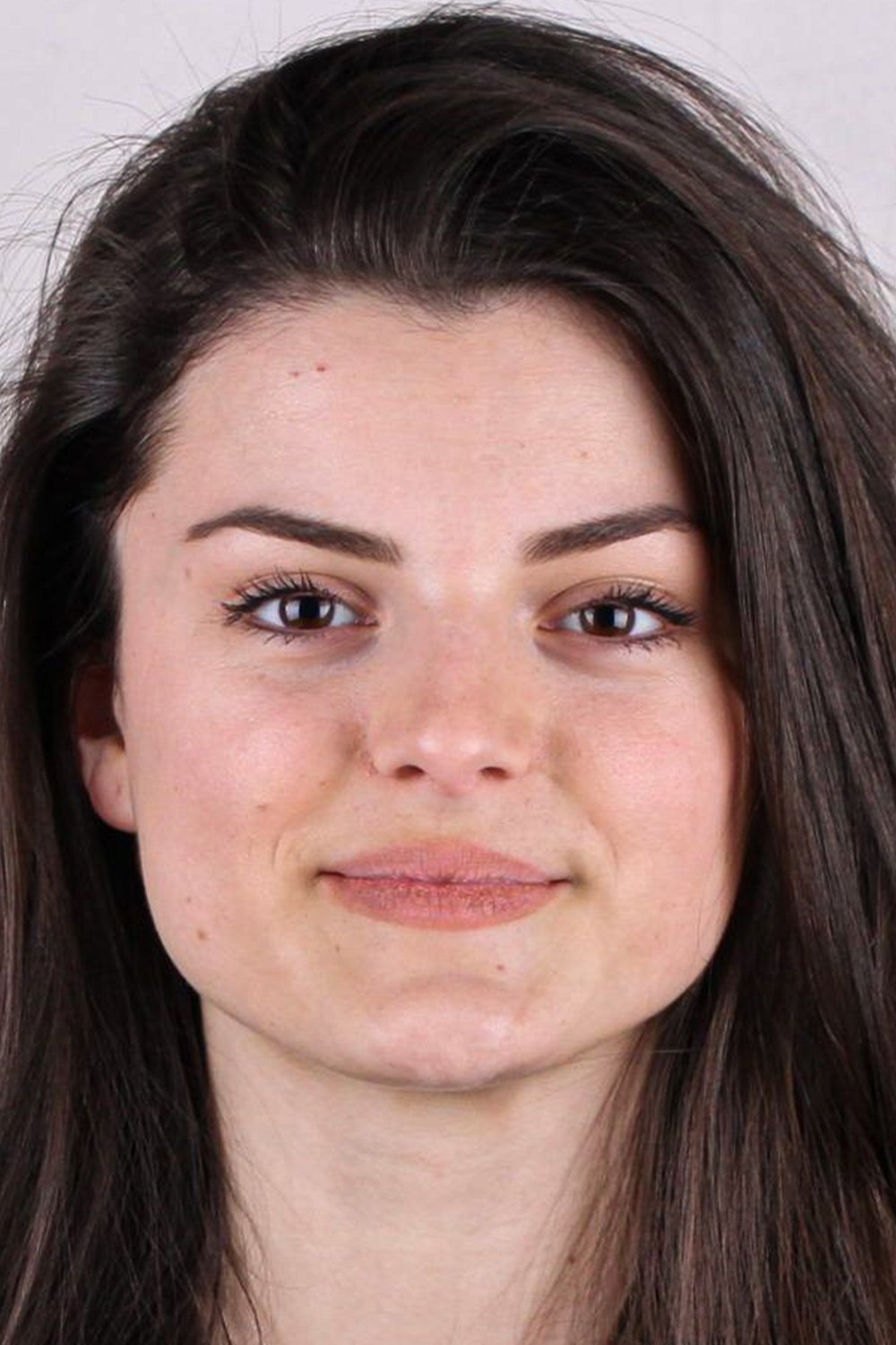 Ftesa Hazrolli backdrop