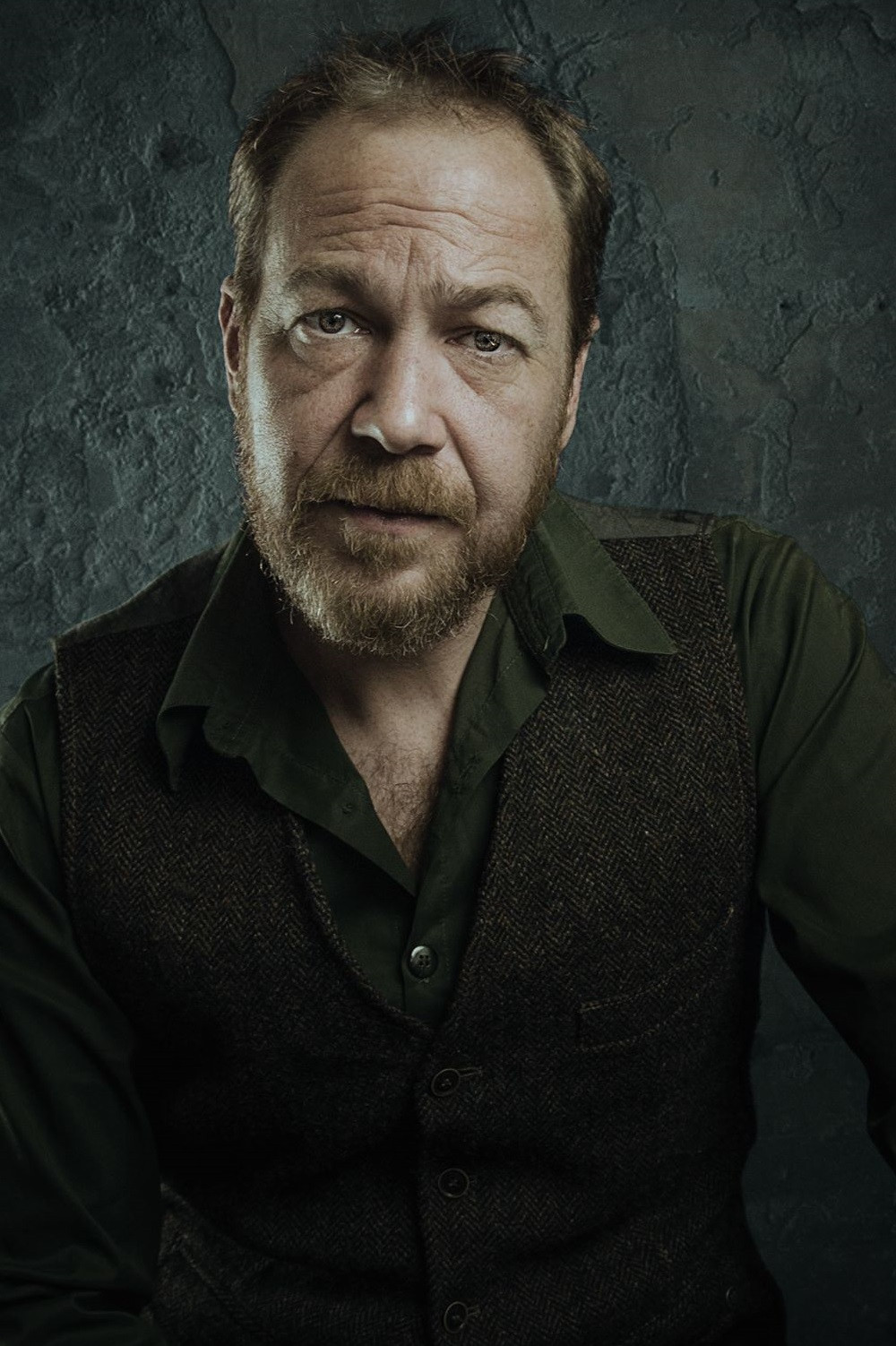 Ronald Beurms backdrop