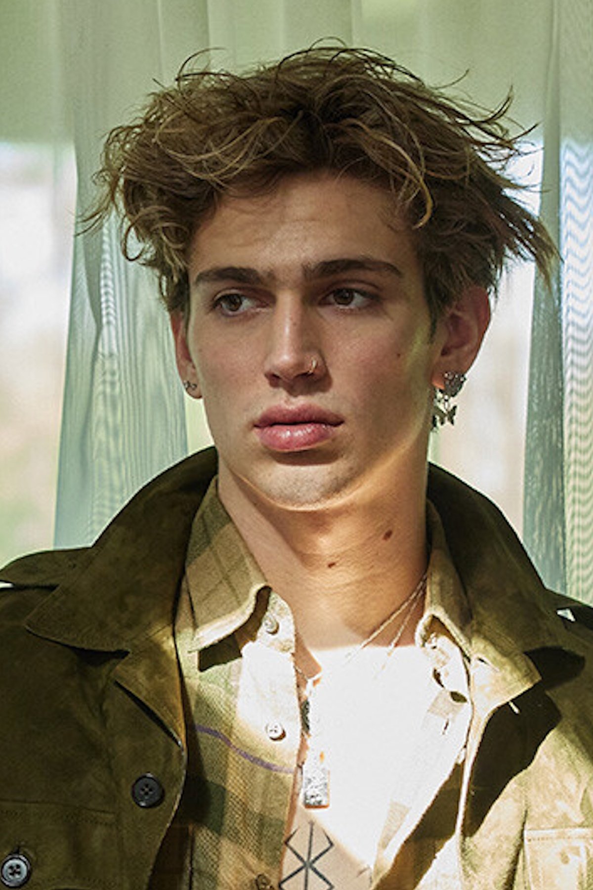 Vinnie Hacker backdrop