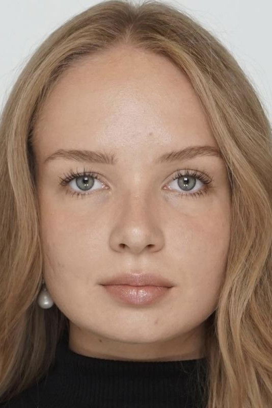 Johanna-Aurelia Rosin backdrop