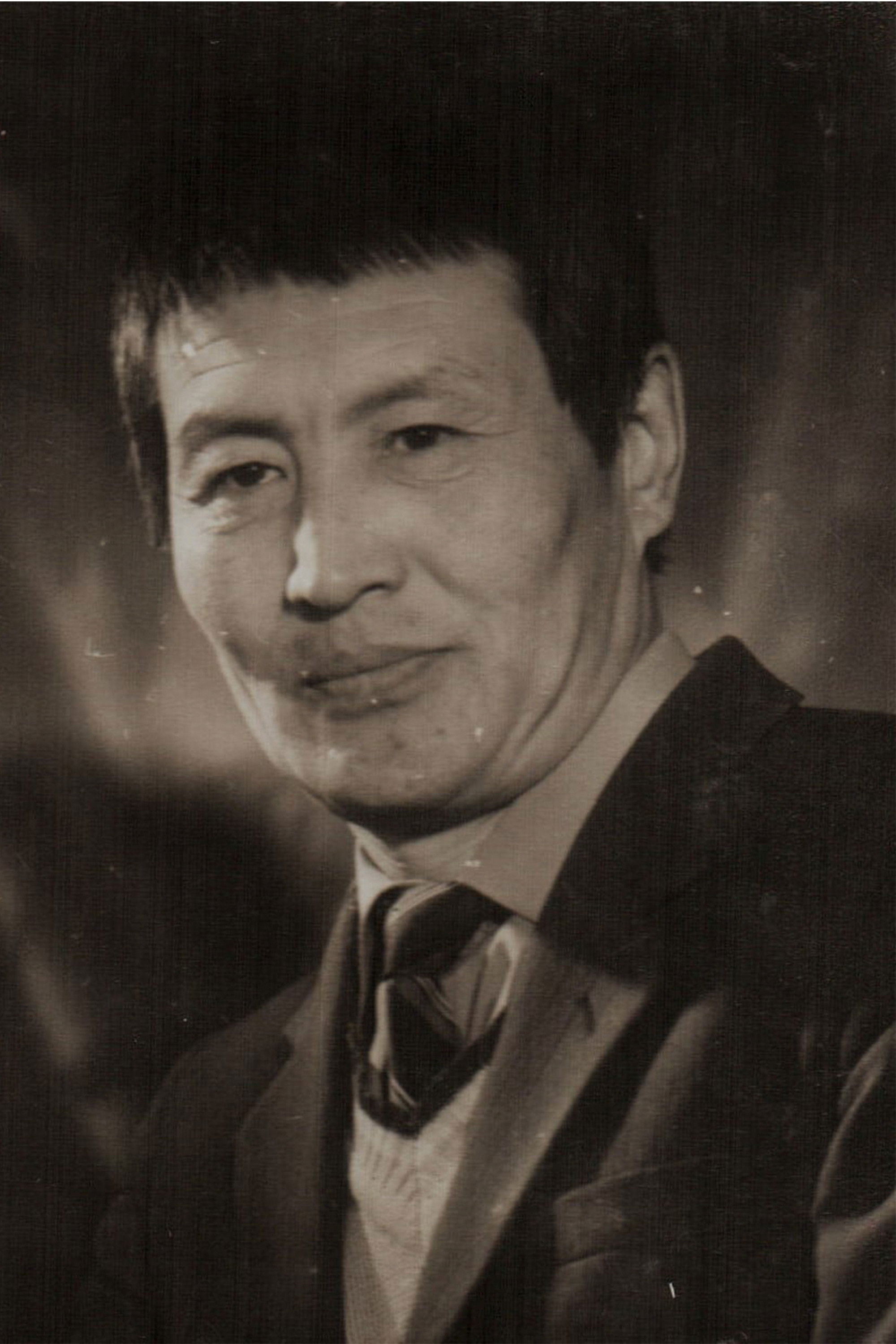 Damdin Sovd backdrop