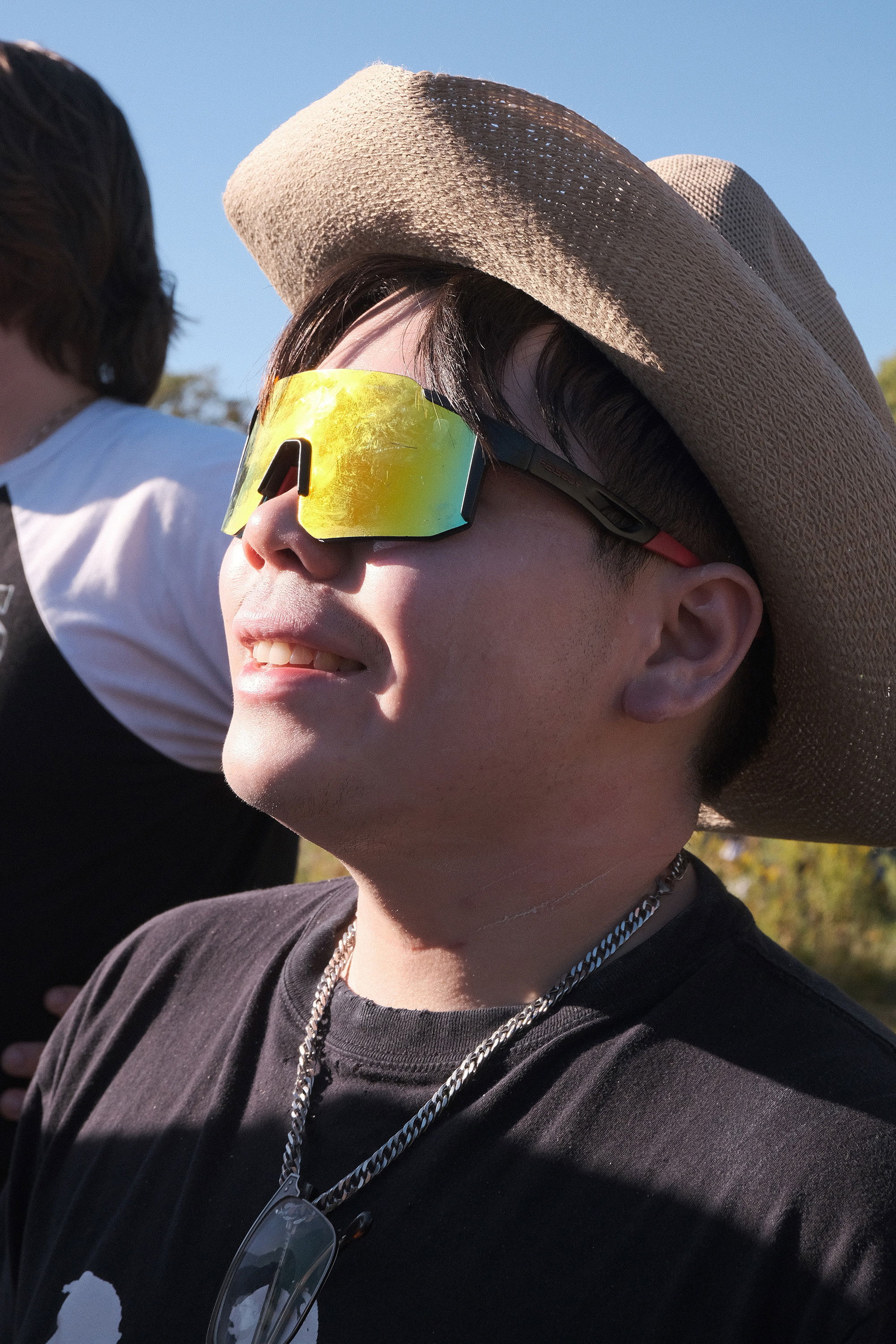 EJ Fernandez backdrop