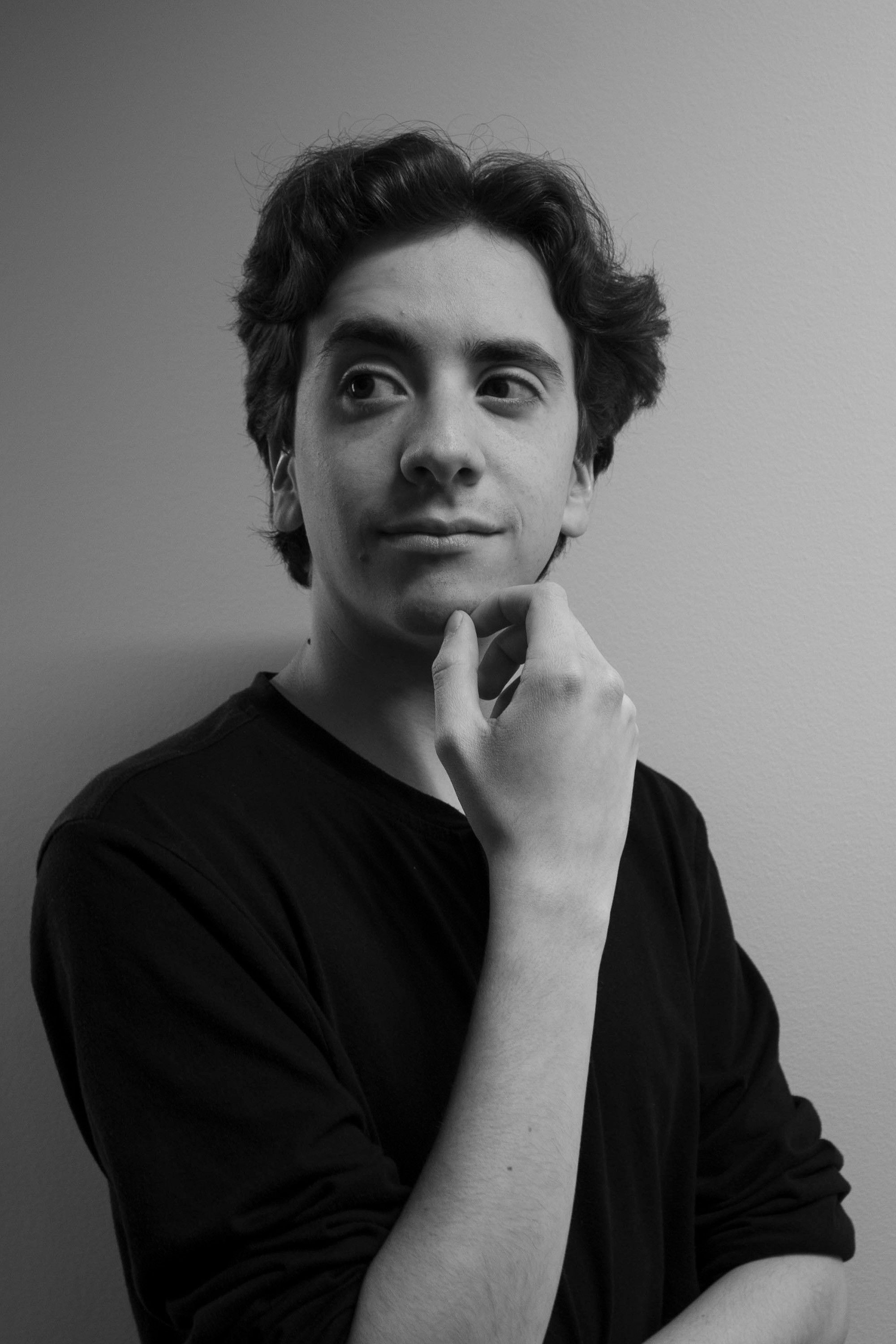 Noah Sanchez backdrop