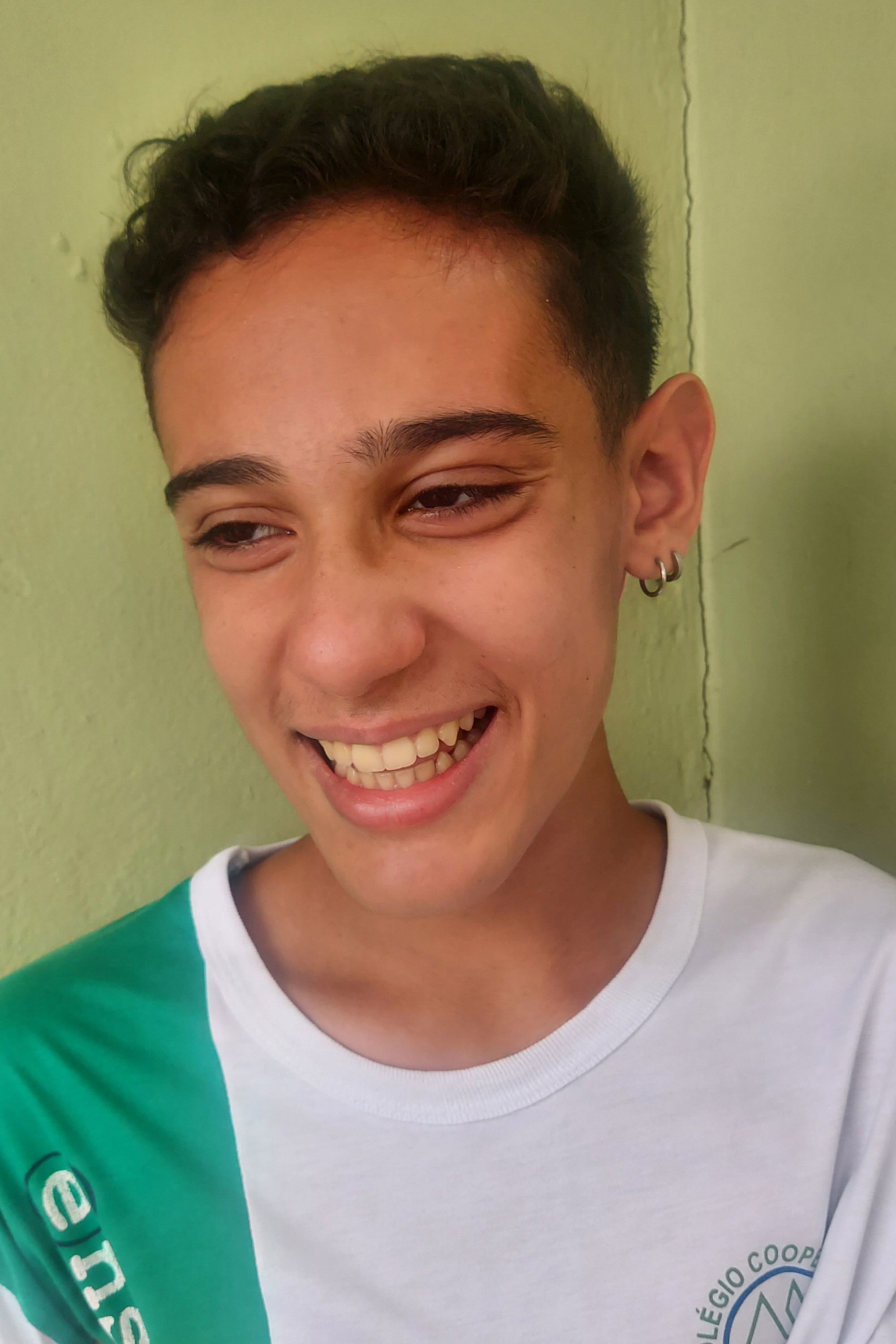 João Anaia backdrop