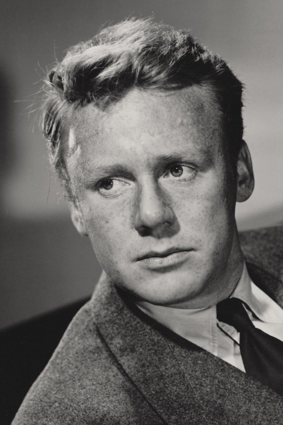 Van Johnson backdrop