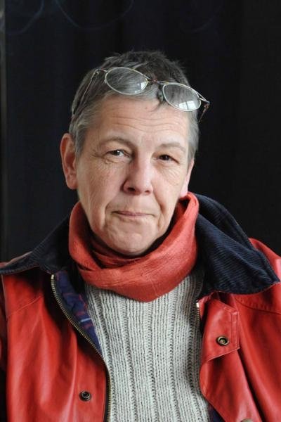 Marie Frering backdrop