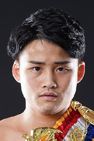 Hiroto Kyoguchi backdrop