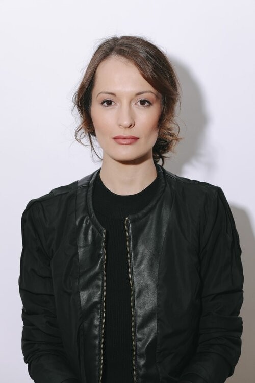 Sanja Arsovska backdrop