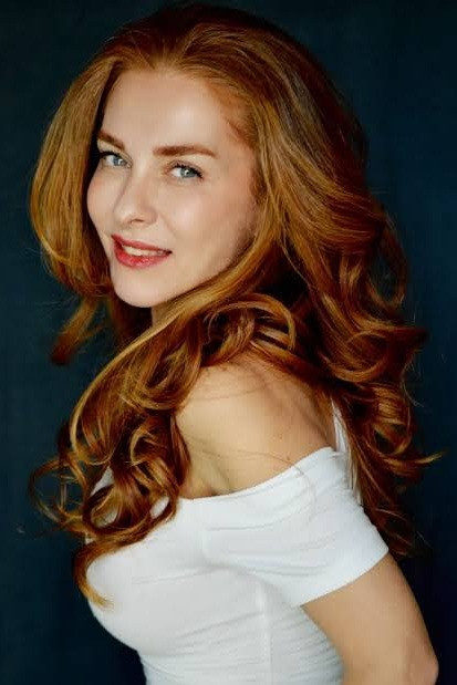 Işıl Mete backdrop