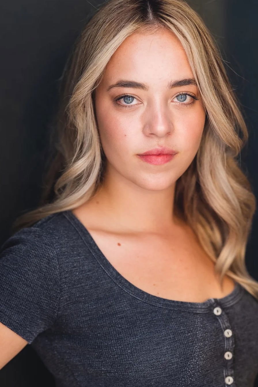 Sofia Goorno backdrop