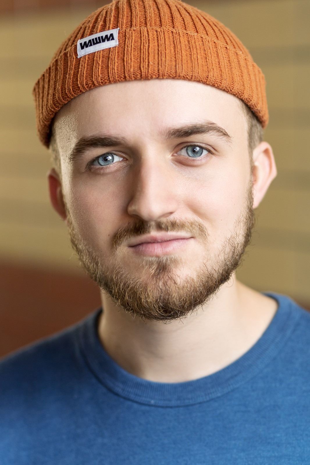 Oscar Hewitt backdrop