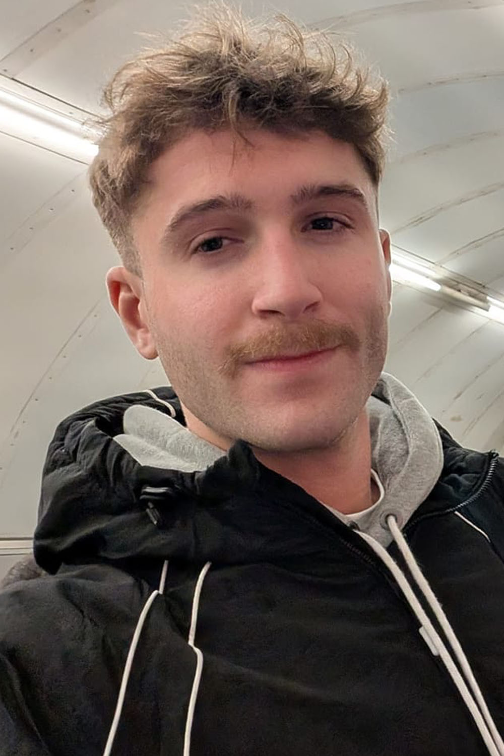 Ali Keeling backdrop