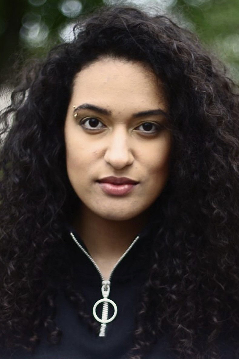 Juliana Barros backdrop