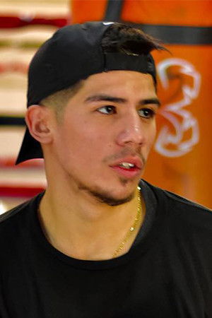 Max Ornelas backdrop