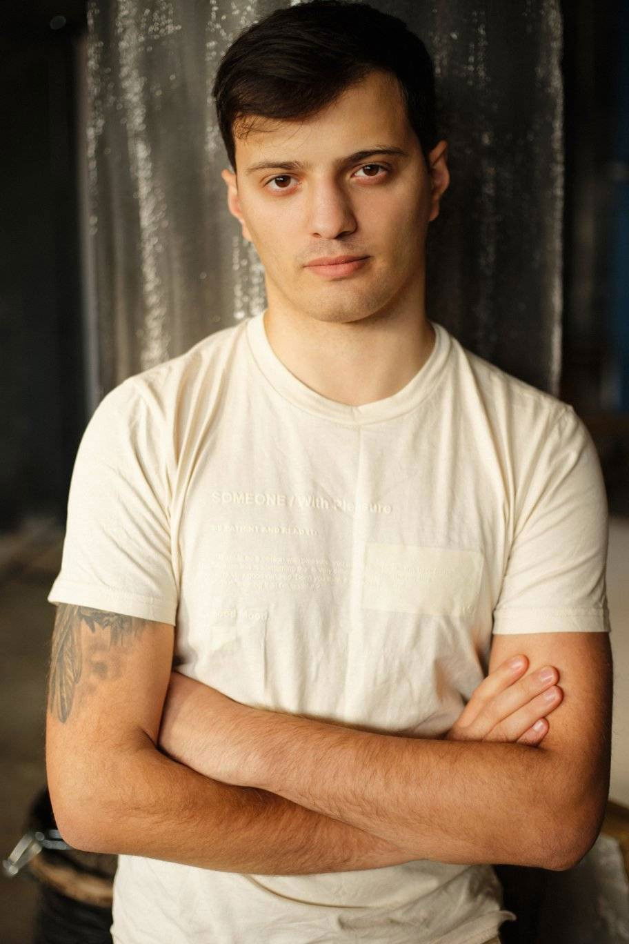 Anton Dimitrachkov backdrop