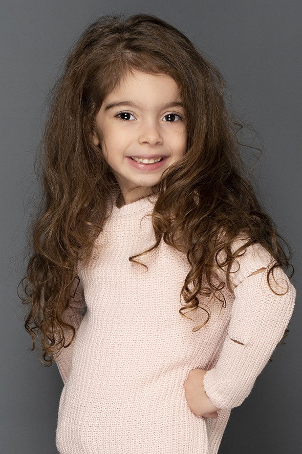 Tuğçe Talu backdrop