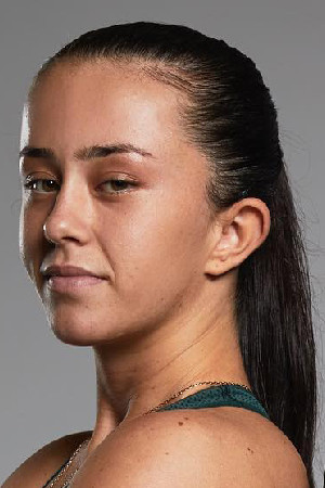 Maisey Rose Courtney backdrop