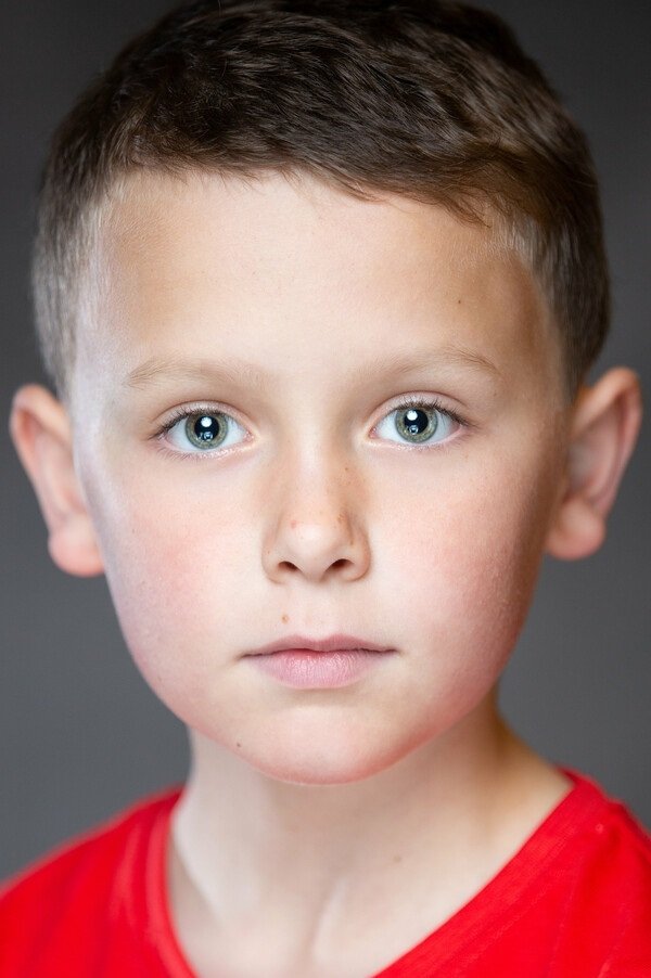 Benjamin Chivers backdrop