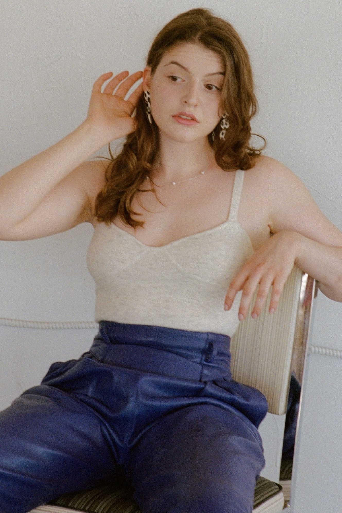 Romi Shraiter backdrop