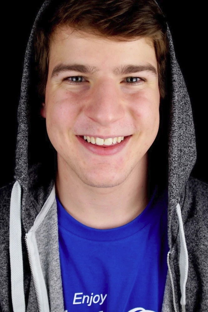 Felix Bahlinger backdrop