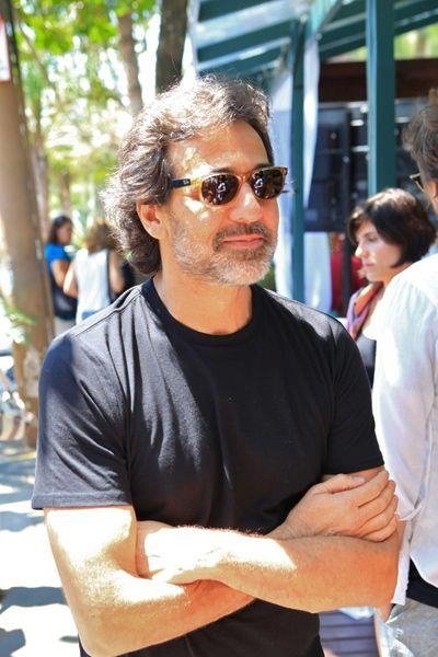 Markos Prado backdrop