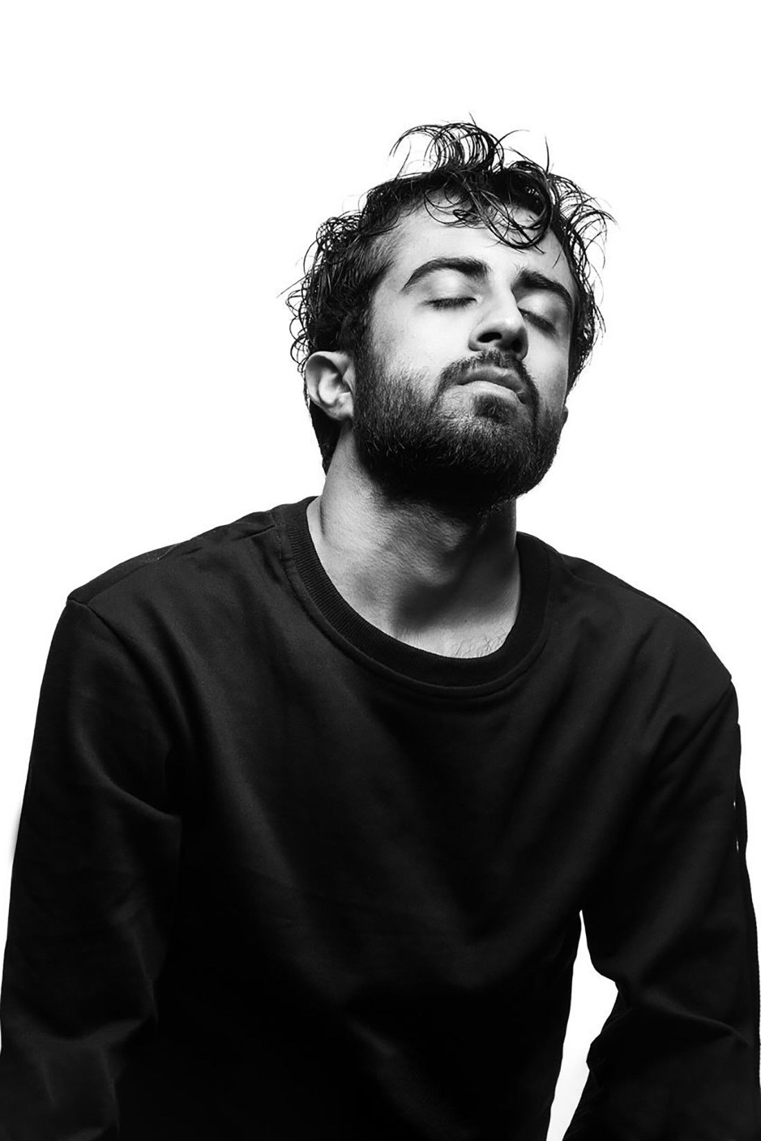 Nik Yousefi backdrop