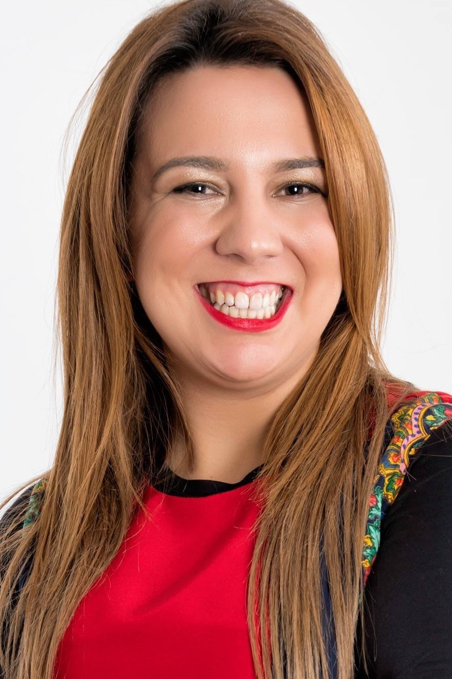 Cláudia Martins backdrop