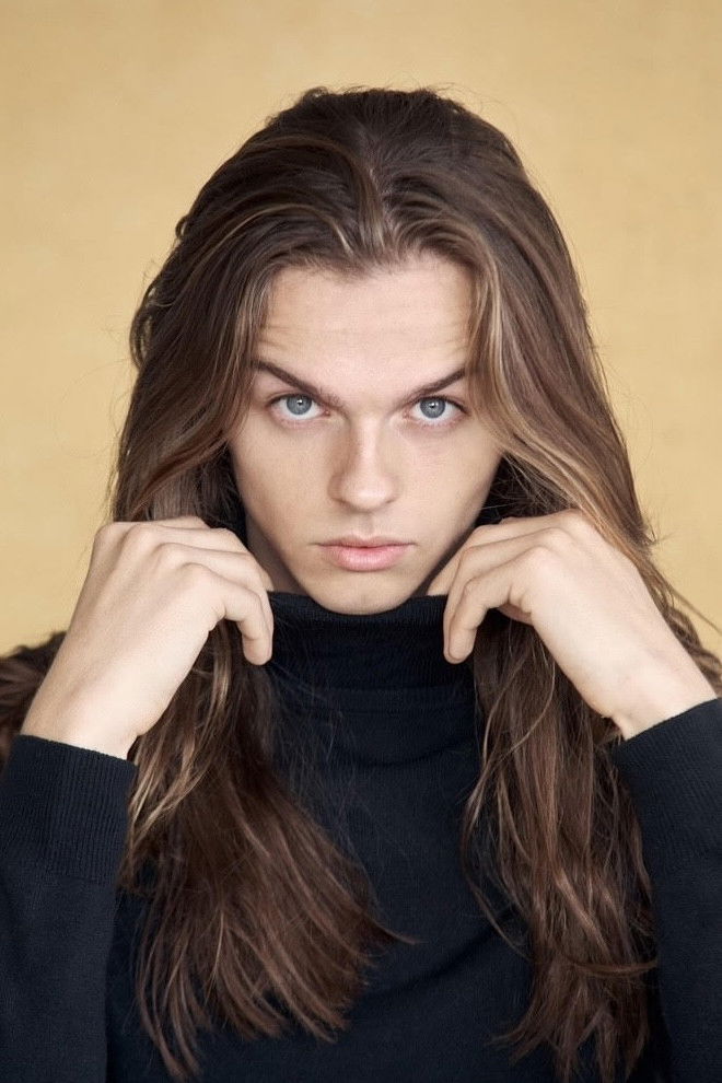 Quique Muro backdrop