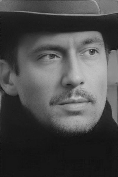 Feliks Hilevych backdrop